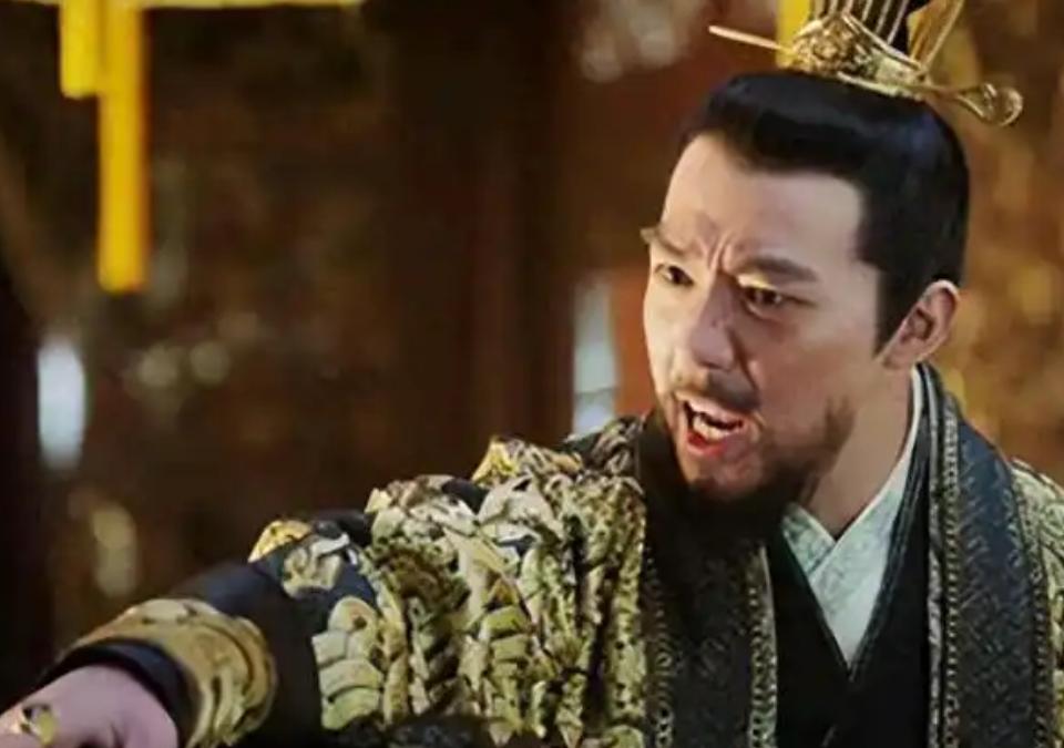 他是曾经在战场上救过父亲七次的战将，靖难之役里多次在危难中营救朱棣，立下赫赫战功