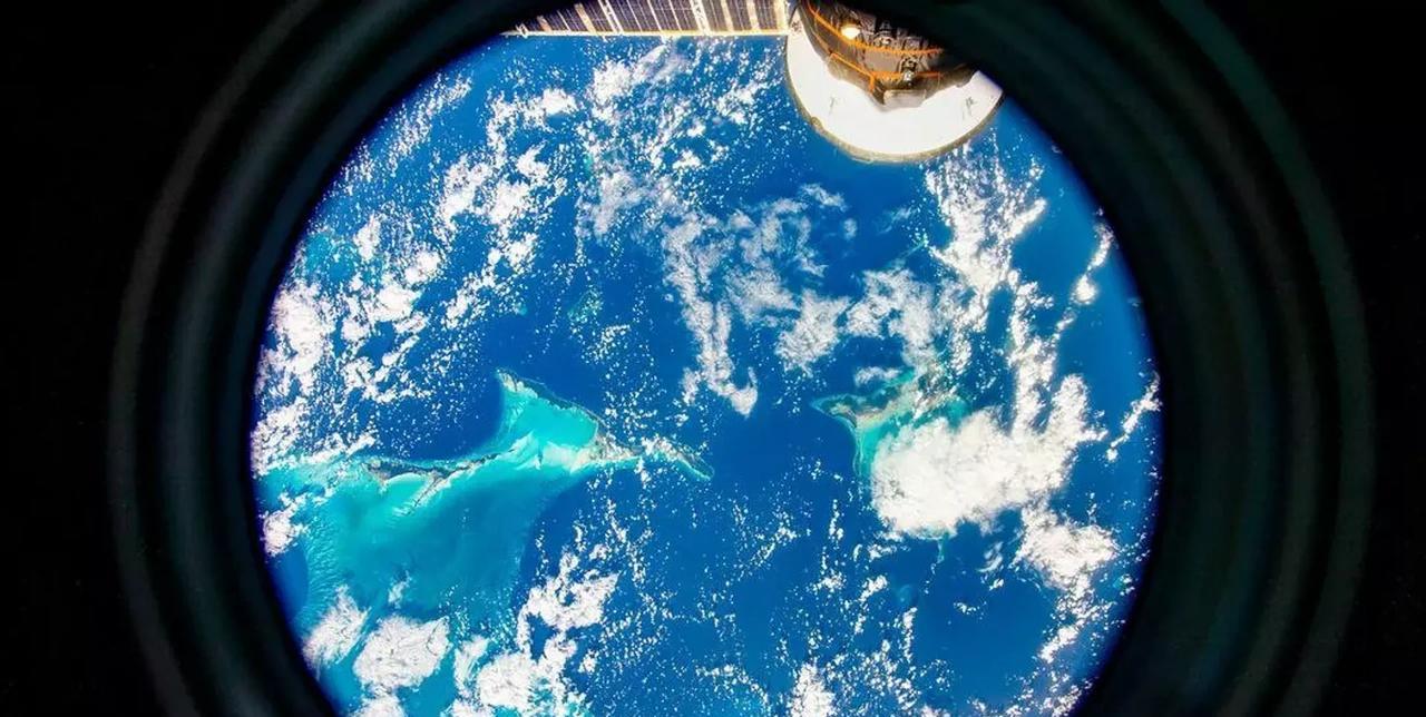 SPACEX公司为以色列发射价值2亿美元的