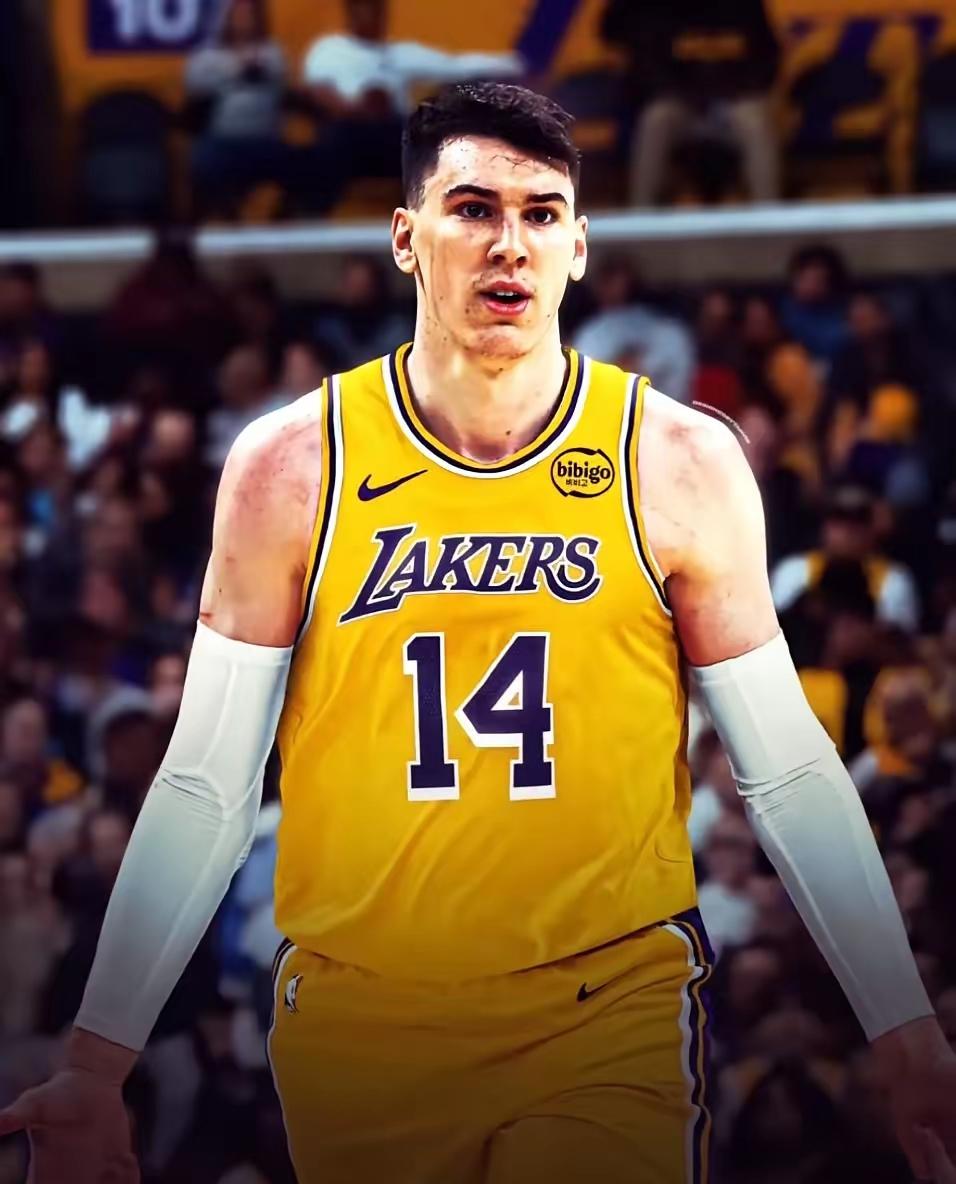 论淘宝能力，湖人真是独一档的存在，不但选中一个落选秀里弗斯，现在已经打成了20+