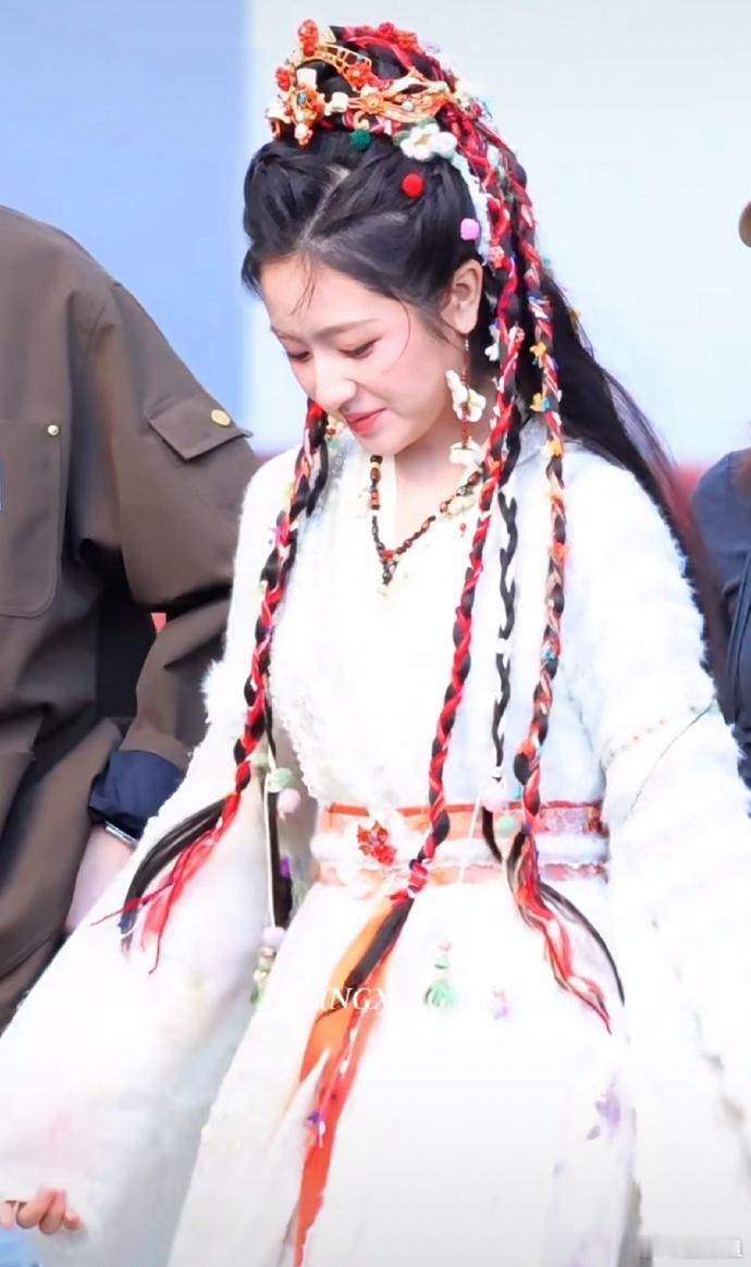 李兰迪千夜奇谭异域少女李兰迪异域风神女​​​李兰迪解锁全新风格，千夜奇谭异域少