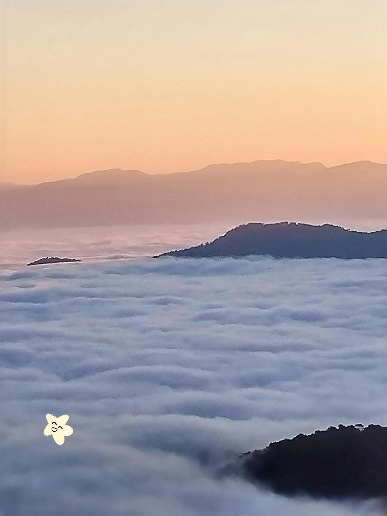 云海之上，静享日出之美