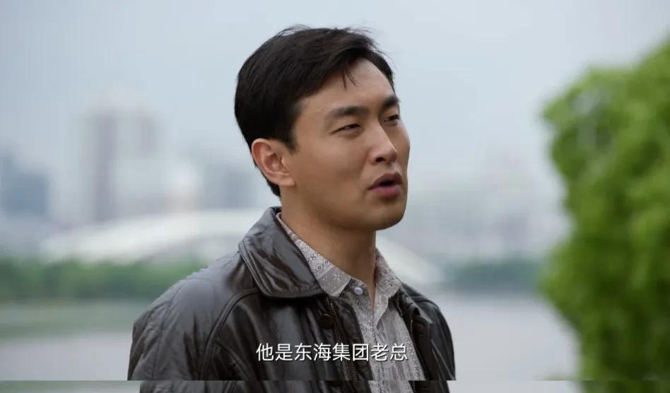 《淬火年代》中，宋运辉已经当上了东海集团老总，这部剧与《大江大河》完美联动，堪称
