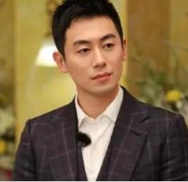 2008年，朱亚文凭借《闯关东》爆红，网传该剧阶段他拿到单集几十万的片酬，三年