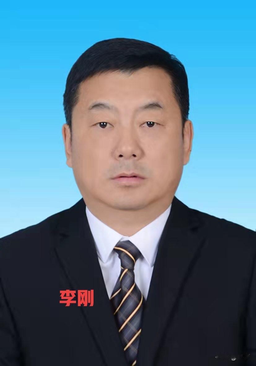 青城惊雷！1968年市政一把手落马，34年城建仕途一朝崩塌呼和浩特，素有青