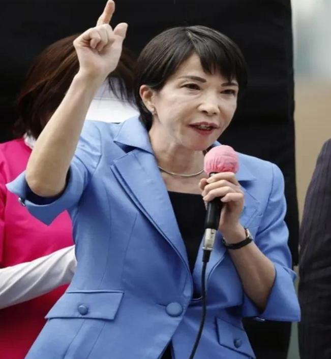 曾任日本空军参谋长的田母神俊雄在自媒体上评论称： 高市首相在国会关于"台湾紧