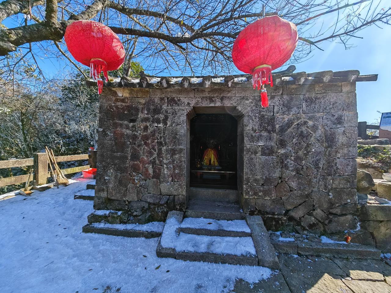 自驾路过福建顺昌县，听当地村民说，这里居然有孙悟空墓，有南天门，墓中还挖出一根长