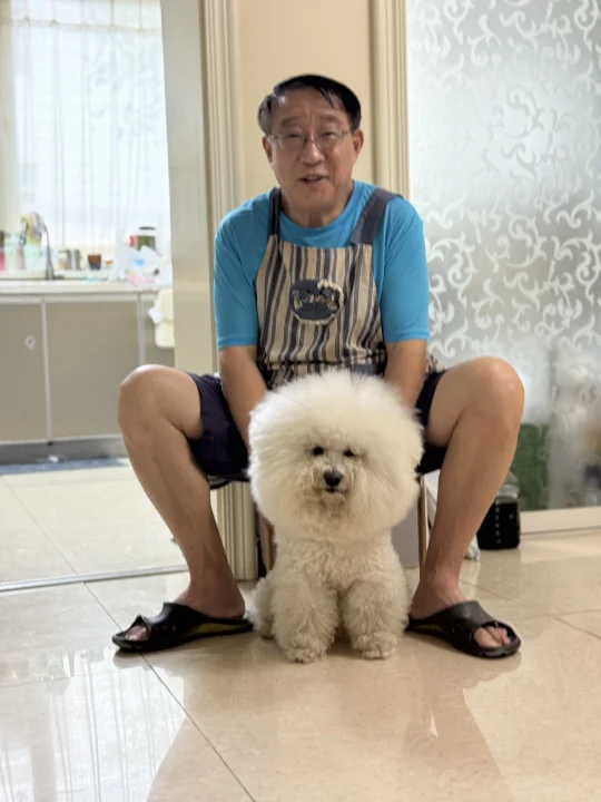 一张照片证明狗狗是你亲生的😂