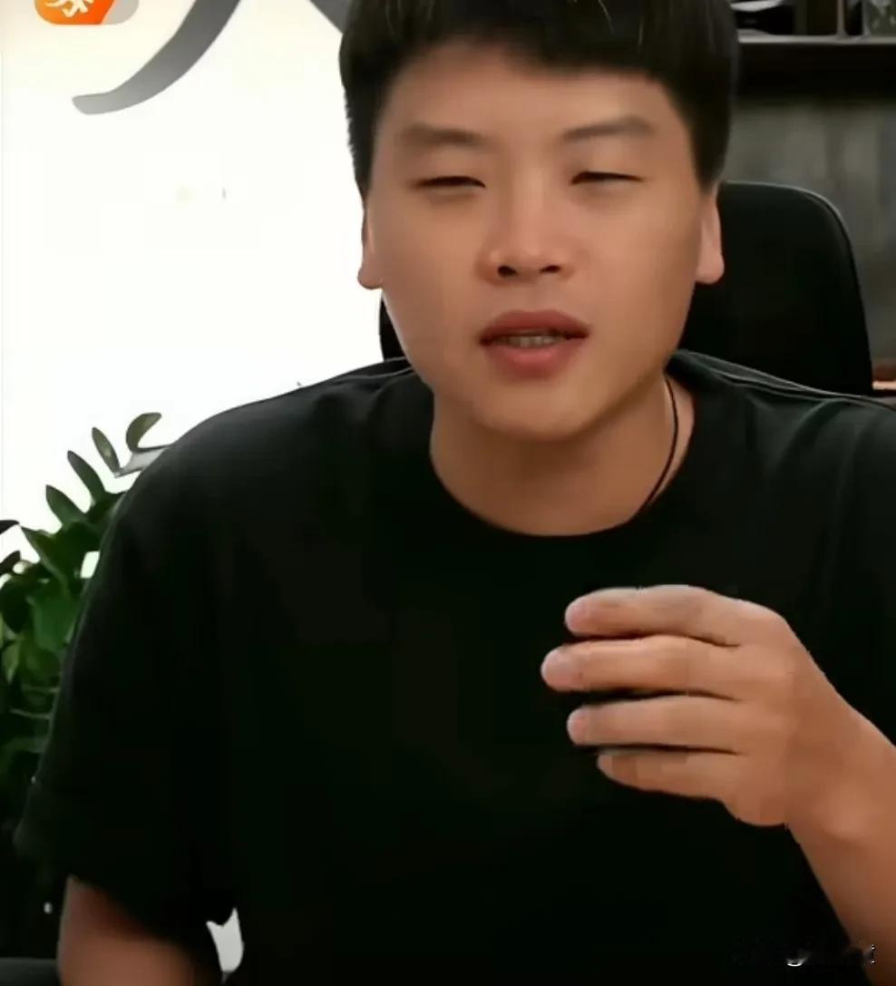 樊振东输给户上隼辅后，点评他的人很多，但郝帅是唯一一个，说到点子上的人！他表示