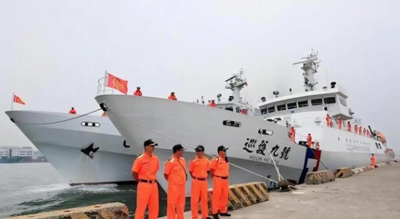东沙群岛对峙，台湾海巡拦截中国海警本质是挑衅，路透社公开报道了这次对峙的全过程，