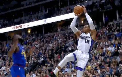 震惊，难以置信，西部吊车尾国王，居然居然赢了掘金。今天，国王128-123掘金