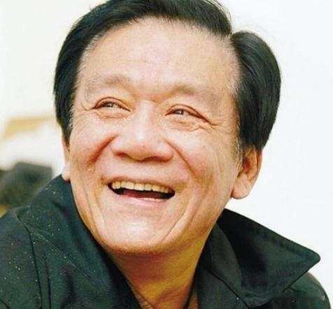 1986年，侯耀文为了跟韦唯在一起，抛弃了发妻刘彦，可是同居一年后，侯耀文又爱上