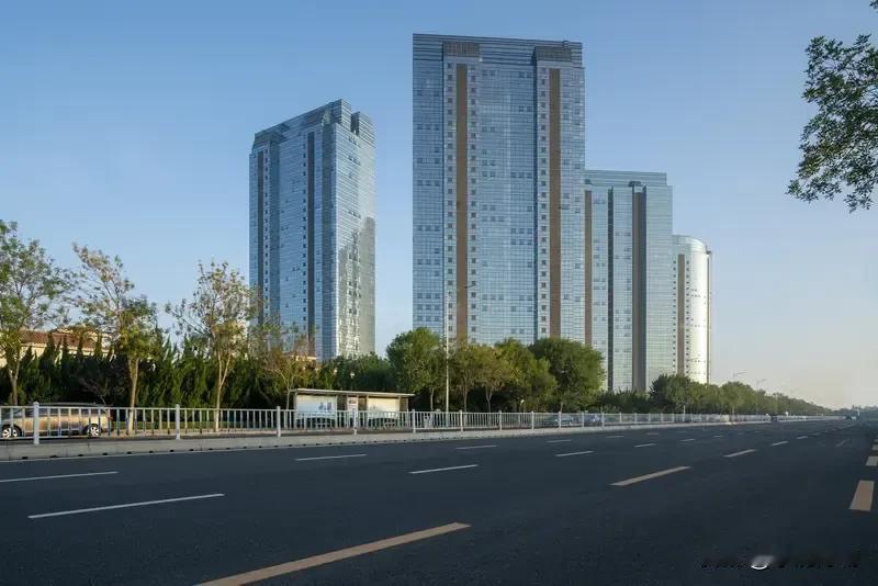 烟台一家公司竟然设置了每日固定饮水时间,一天四次,每次仅五分钟!更离谱的是,公司