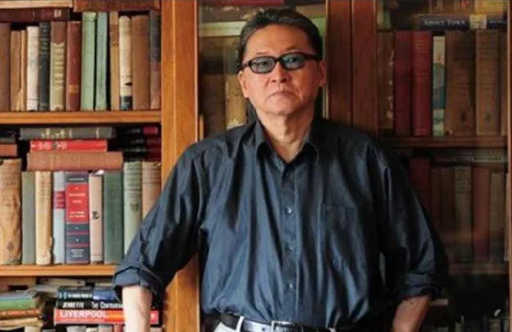 上世纪80年代的一天，三毛对李敖说:我去非洲沙漠是为了帮助那里的黑人！李敖反问道