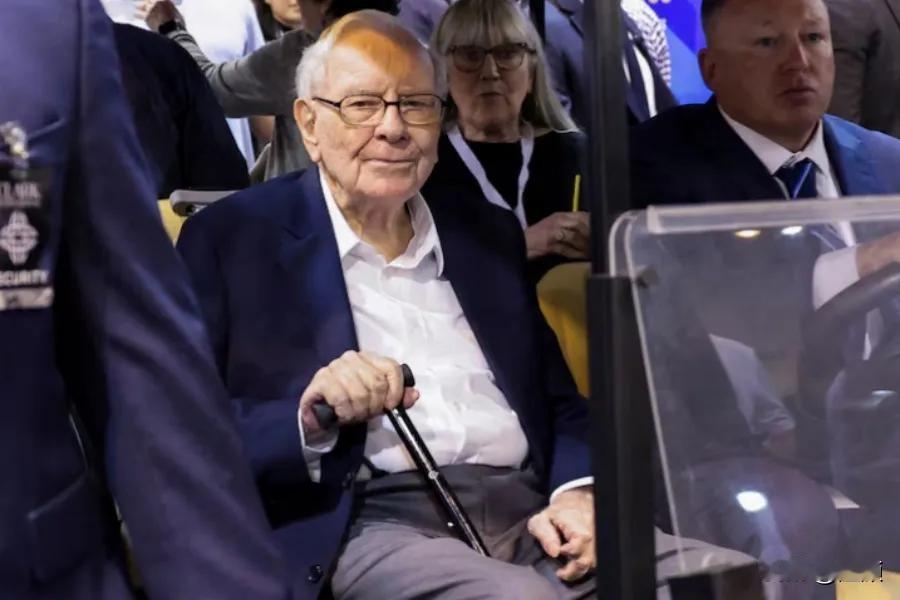 巴菲特宣告谢幕，600亿捐赠去了哪里？2025年11月10日巴菲特发布“谢幕信