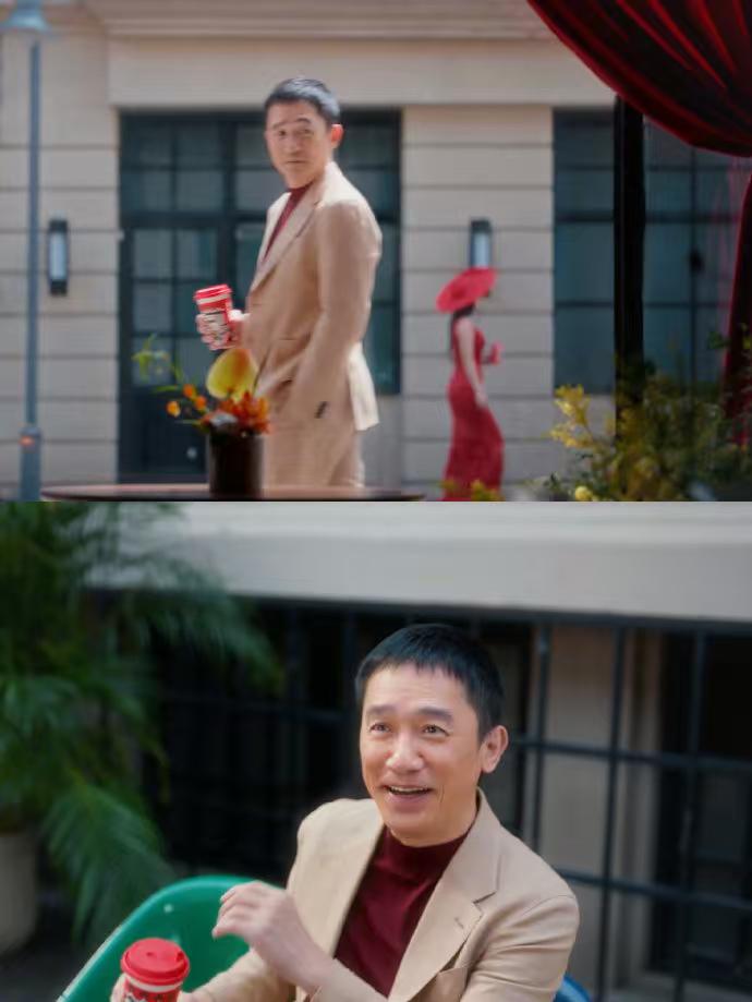 这杯咖啡，还没喝就让人“上头”了娱乐圈的“梦幻联动”总是来得猝不及防。就