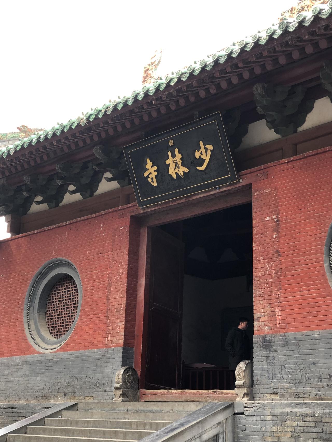 中国最赚钱的五座寺庙，少林寺也仅排第二第五：灵隐寺。提起杭州知名古寺，很多人