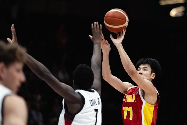 笑死了，以为捡了个软柿子，却不料被斯洛文尼亚打了个屁滚尿流。U19男篮一上来