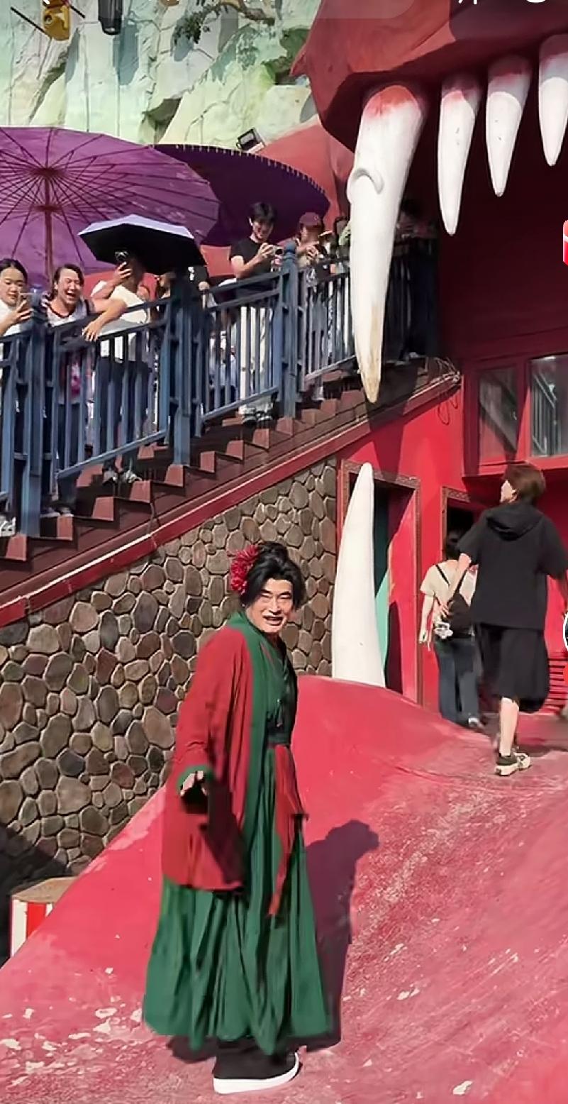 朱之文王婆造型亮相古风npc万岁山角色