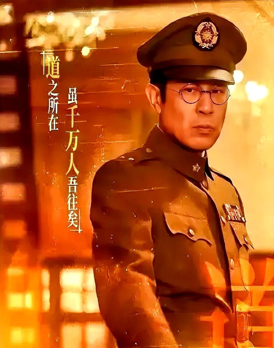 一架飞机差点炸上海凌晨，舟山机场灯火通明，国民党准备起飞，把炸弹丢向杨树浦电