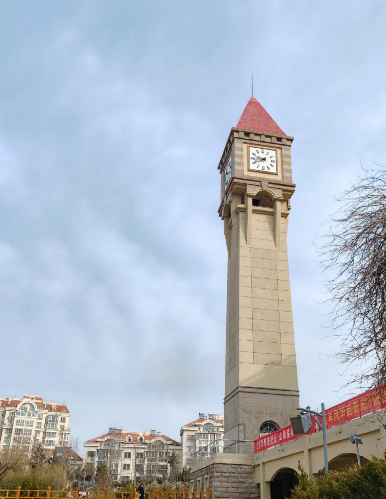 心心念念要考的省重点高中终于进了没想到也就开心了一个暑假接下来的3年天天想逃