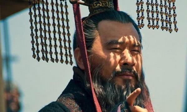 曹操不放弃汉中，蜀汉会更快灭亡？建安二十年（215年），曹操亲征张鲁，轻松拿下