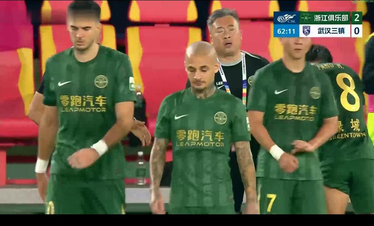 中超，6分之战，米特里策2传1射，武汉三镇输球又输人，1：4负浙江队，浙江队成功