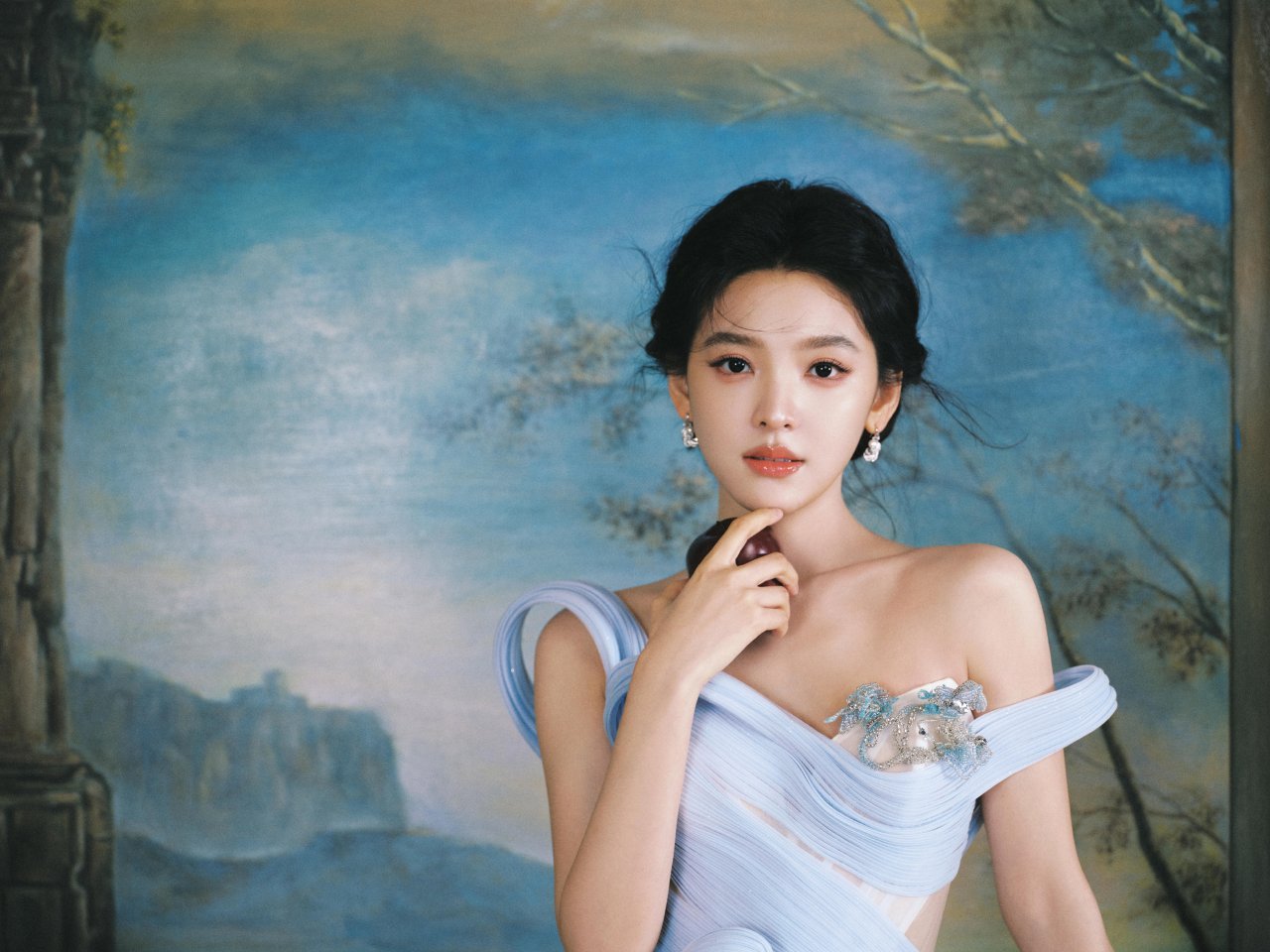 章若楠完全公主吧！