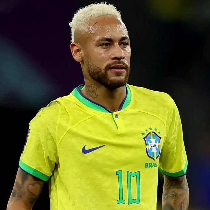 安切洛蒂谈及内马尔在世界杯的情况时表示：“我什么都能看到，什么都能听到……之后我