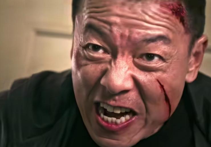 苏洪宝撕掉去三亚的机票，转身替兄弟咽下最后一颗子弹。王挺用演技把黑道义气钉进观