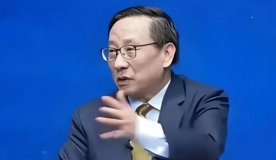 美国记者故意挖坑“万一台湾不想被统一怎么办”？没想到被高志凯教授仅用一句话，完成