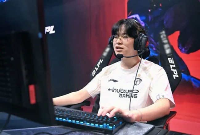 Vampire IG往事: 训练赛发挥不佳被喷有多远滚多远