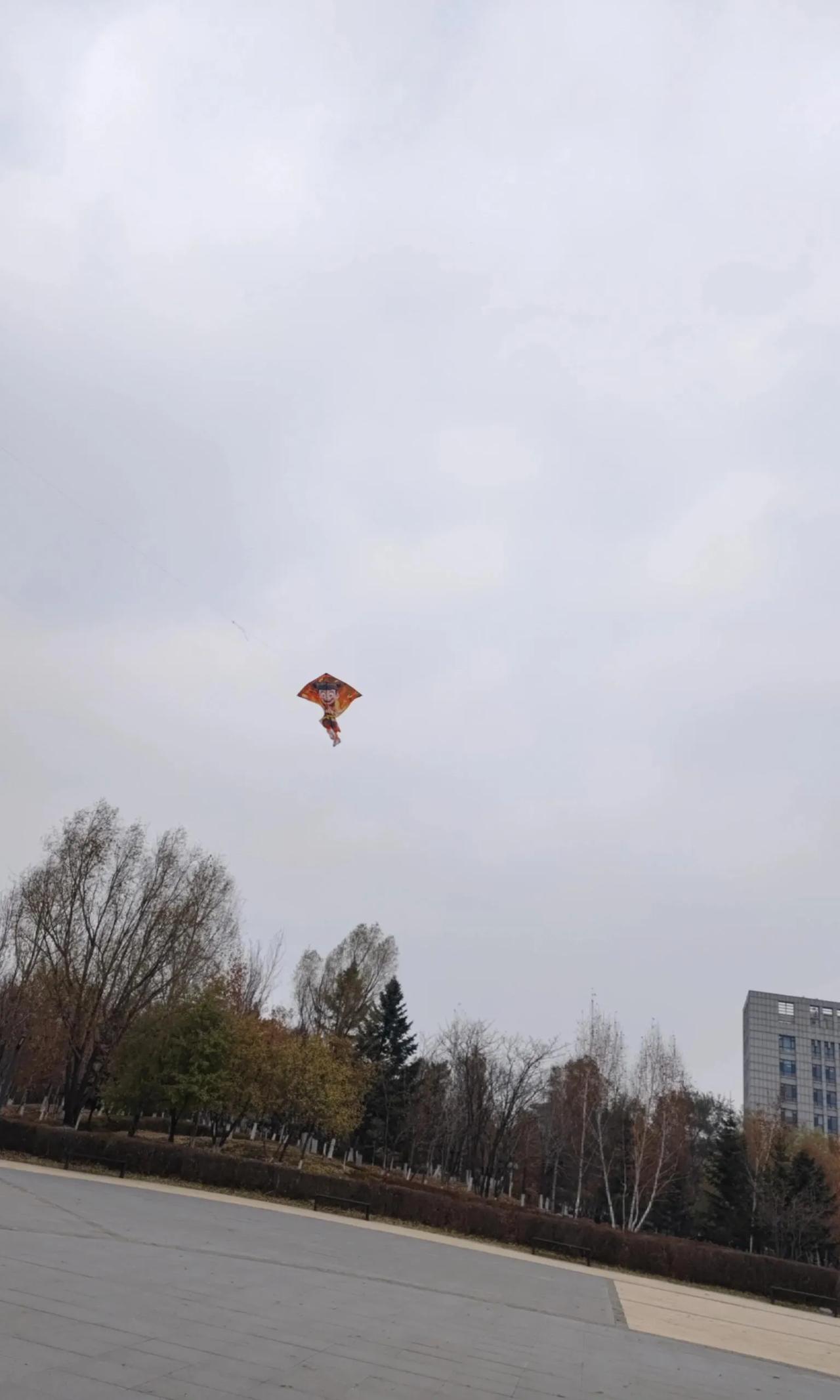 客户多打钱了，当时做账的时候就告诉老板娘了，老板娘不告诉人家，给那憋着不吱声，现