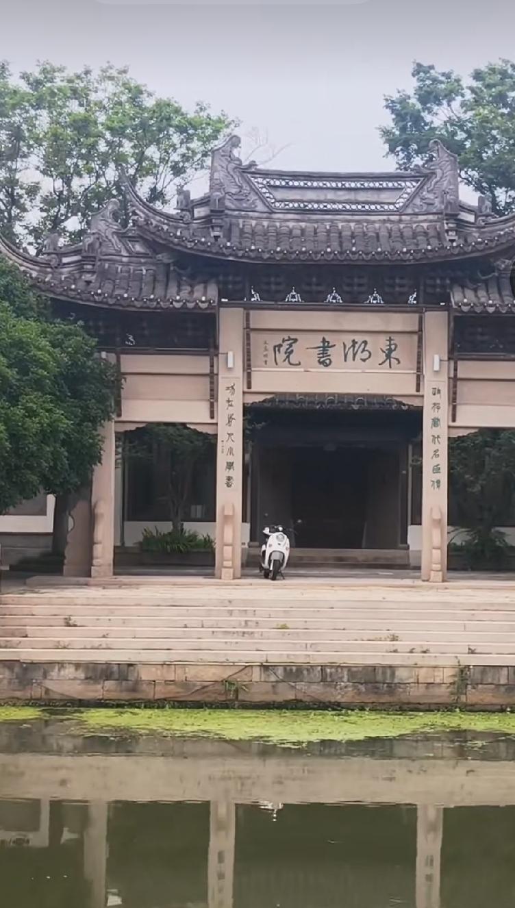 真心话茶局这个地方是家乡一种景点，你能确定是哪里吗？大家愿意猜猜吗？