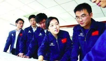 为什么“二流人才”能撑起中国？中国人才流失严重，前些年C9高校毕业出国比例很高，