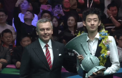 含金量十足! 吴宜泽连胜5位TOP16冠军选手, 获得国锦赛冠军