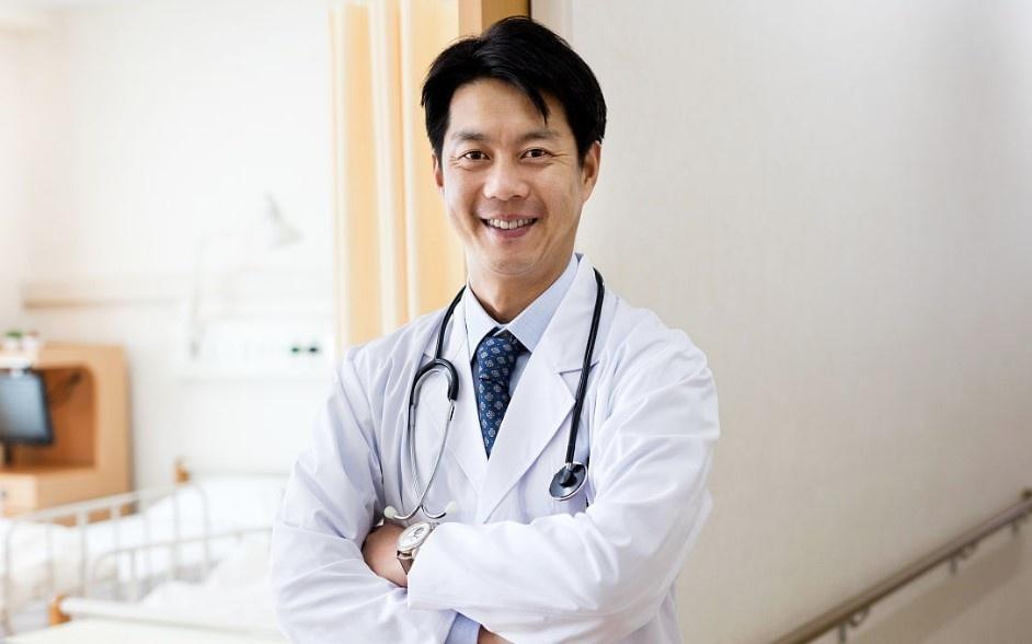 致咽炎: 吃一100片含片还不如喝1杯它, 治疗咽炎从未如此最轻松