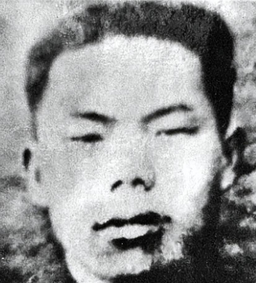 1952年，志愿军战士倪祥明睡不着，便出去巡逻，突然，山下竟传来了铁器的叮当声，