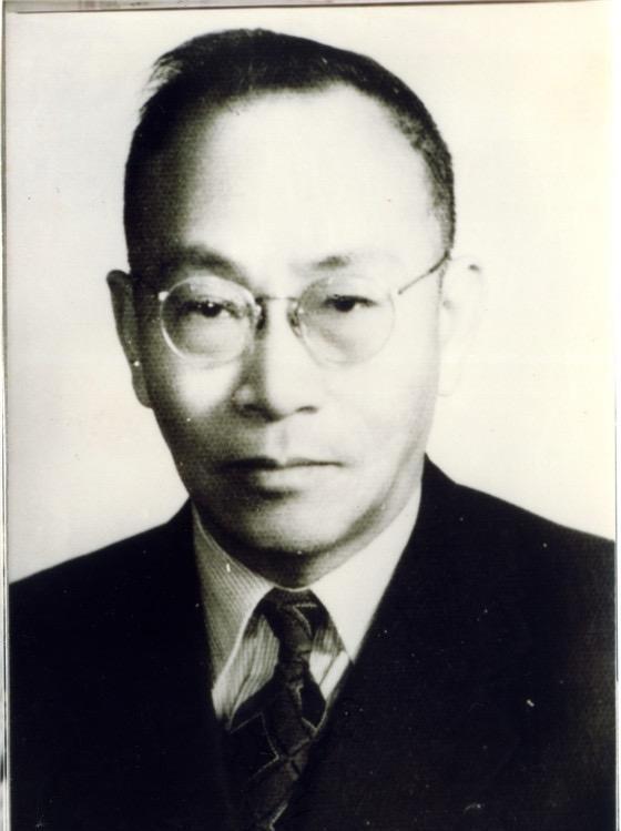 1941年，青霉素是西方绝不外传的秘密，中国军民伤口溃烂，只能硬扛，关键时刻，汤