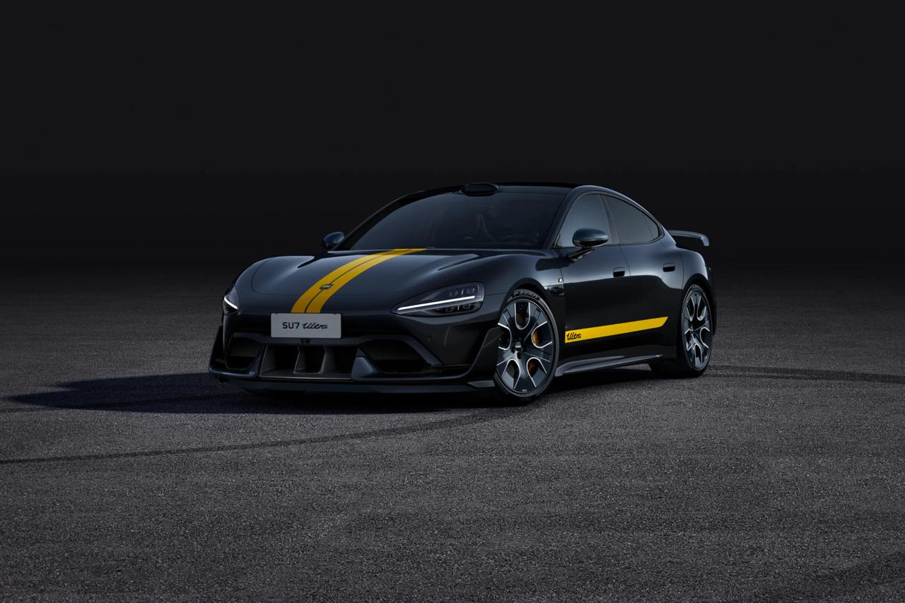 小米SU7Ultra高开低走太扎眼，从巅峰月销3103台跌到45台，断崖式下滑