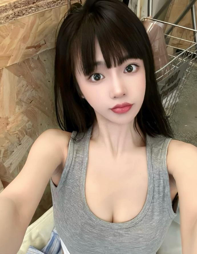 司晓迪把交往的男演员还划分了等级？看半天也没看懂！[捂脸哭]这两天司晓迪这