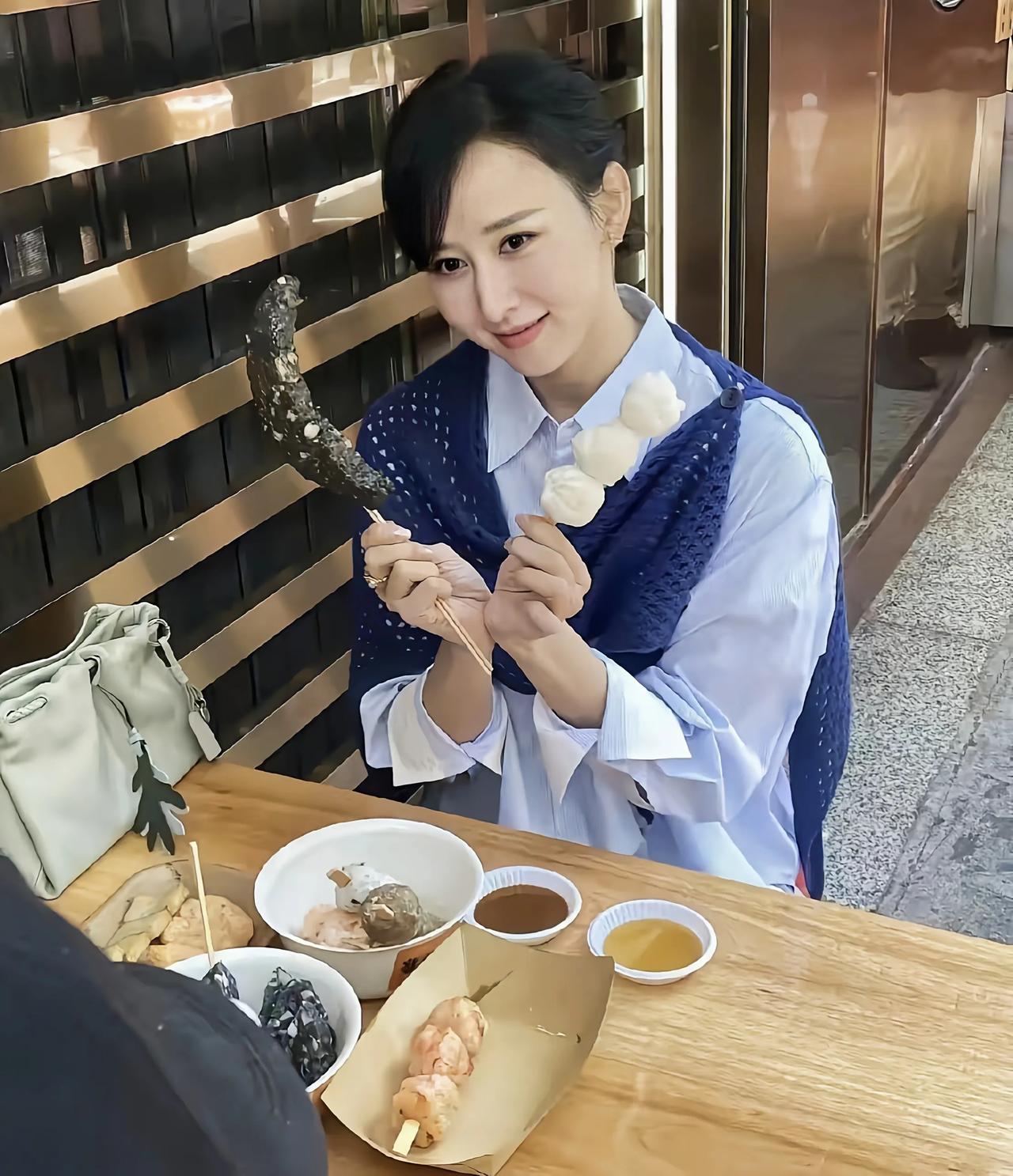 好的婚姻不是用钱堆出来，胡静在马来西亚生活17年老公疼爱有加胡静在马来西亚生