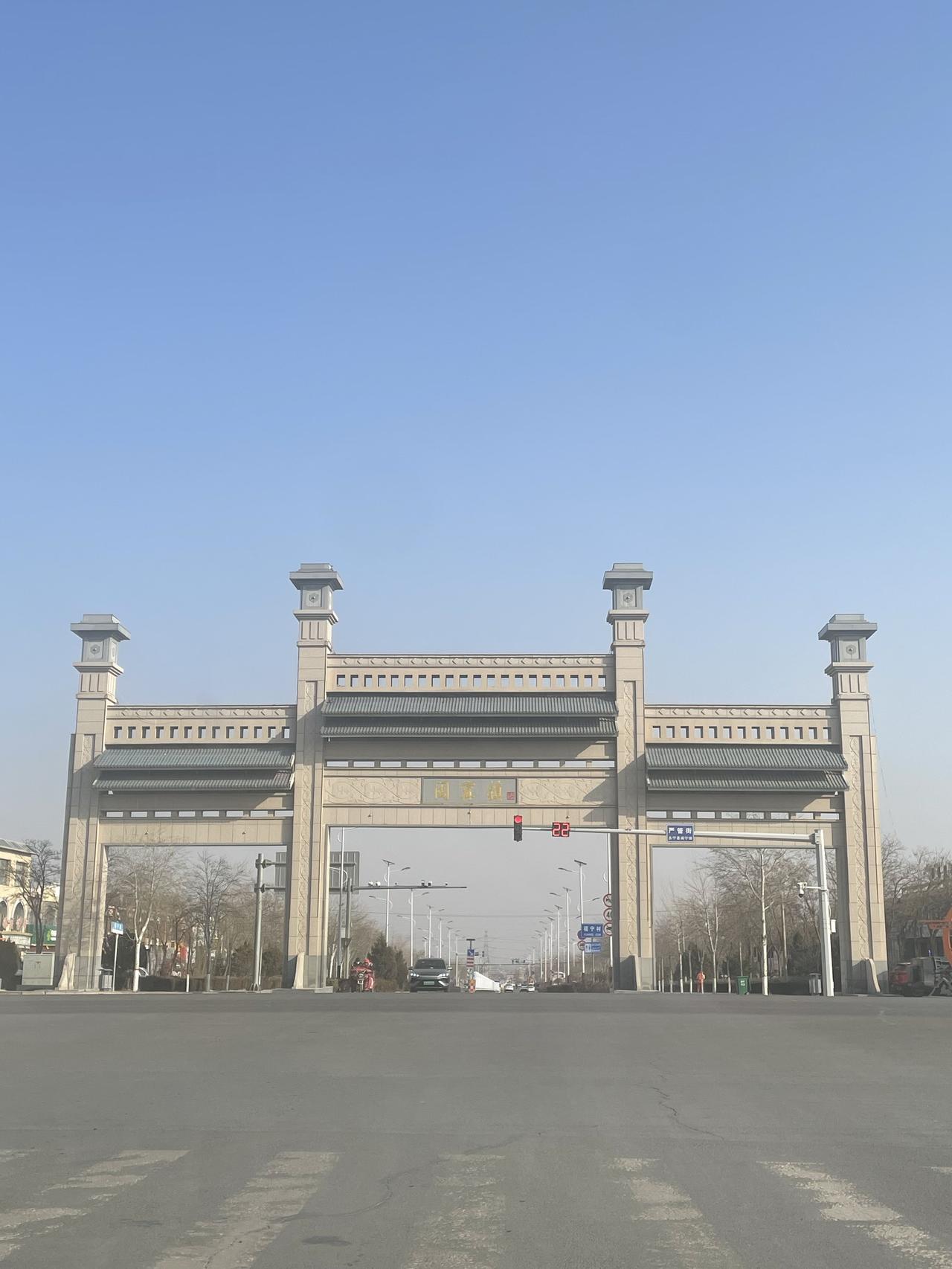 •孩子会顶嘴才有出息，如果孩子什么都听家长的，长大后会缺乏主见，如同“大宠物”
