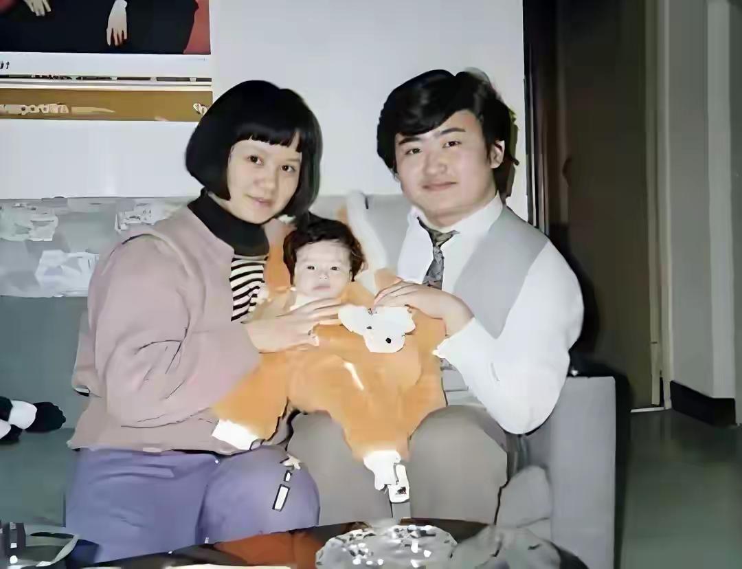 刘欢只有一个女儿，女儿出生那会他们夫妇还年轻，刘欢若想生个儿子还来得及，但他没再