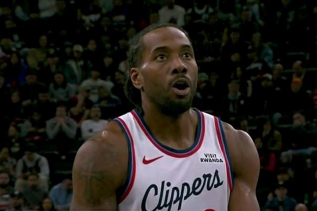 快船太争气了！主场差点被黑掉！在主场1分险胜掘金的末节决战中发生疯狂一幕：快船一