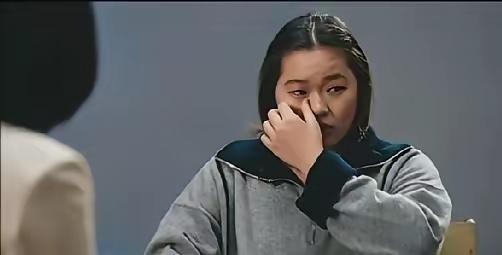 第一次见婵宝采访哽咽落泪，格外让人心疼，她才刚满19岁，正值青春期发育期，体重