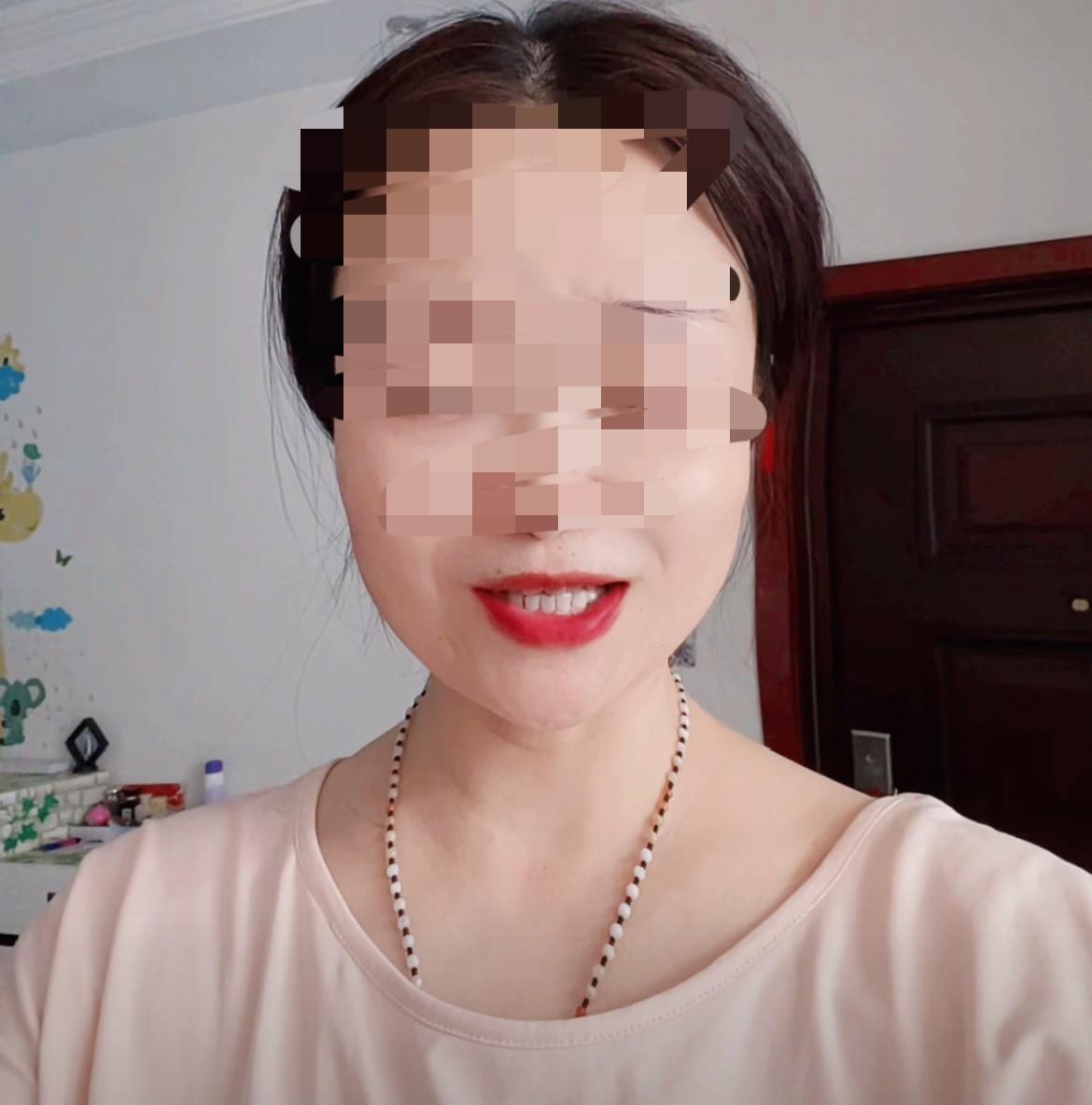 我伺候婆婆心理不平衡，周末回家必须给我妈2000元！自从把婆婆接到我家，我一天