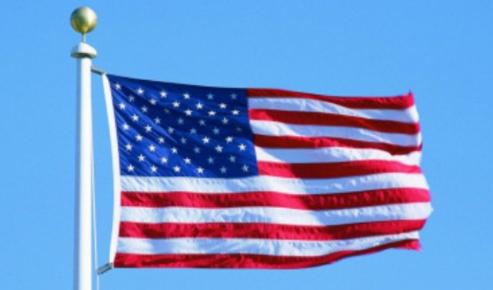 事实证明，中小国家都是夹缝求生存，根本不敢批评美国！沙特王储小萨勒曼与哈萨克斯坦