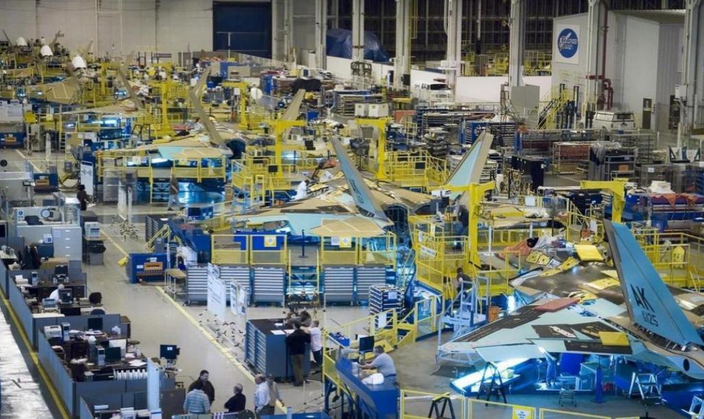 全球最大军火商揭露：美国军工巨头，竟全偷偷找中国“代工”？你以为美军的F-35