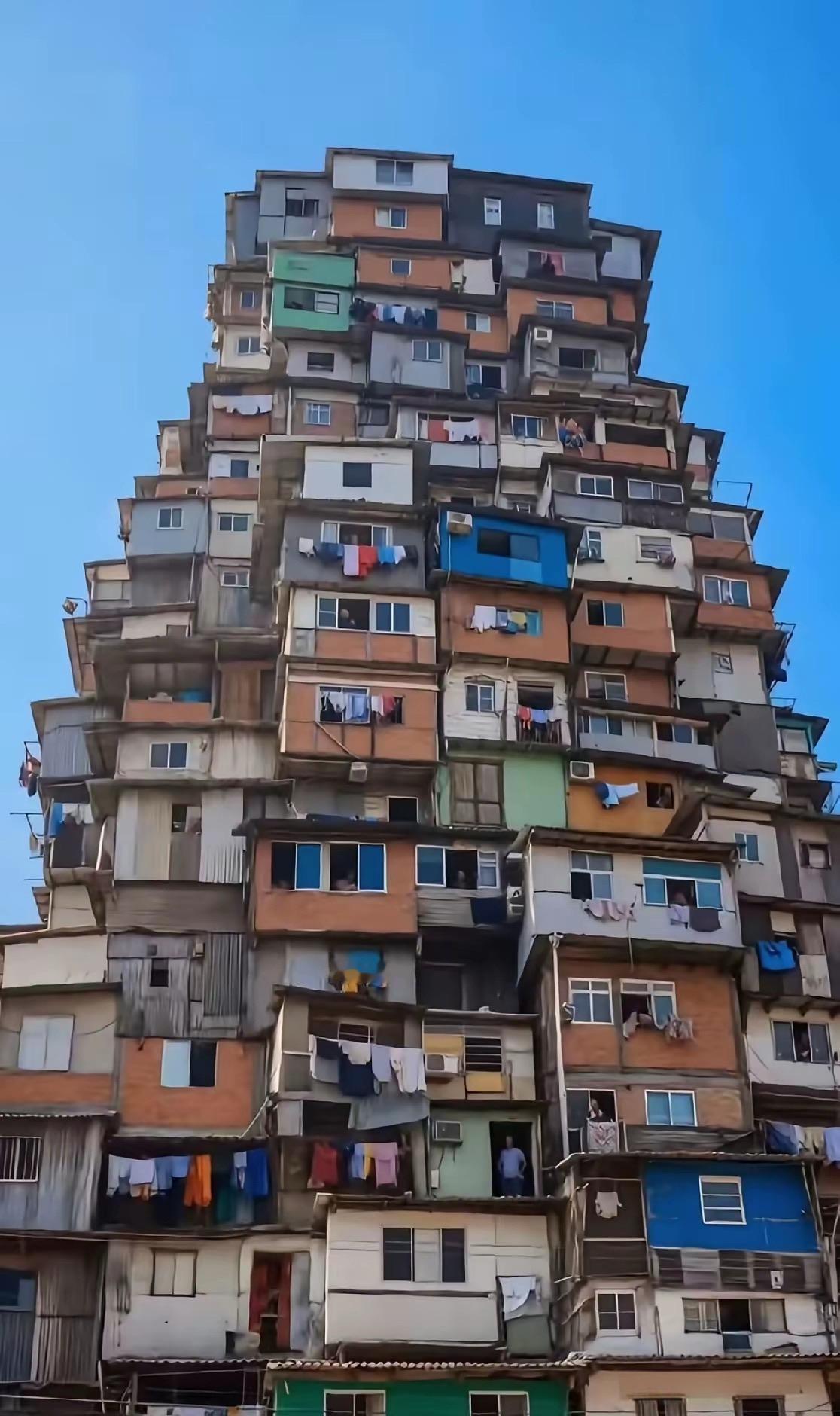 这怎么叠上去的