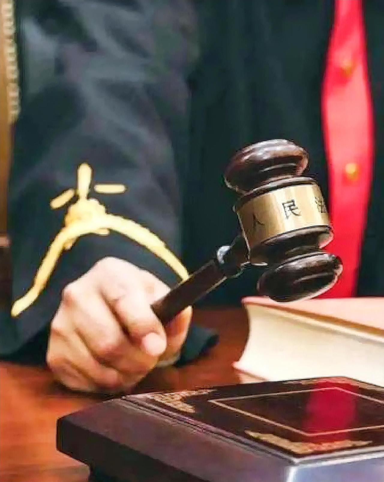 看到“立法腐败”四个字，后背瞬间冒起一层冷汗。这可不是普通的问题，它披着“合法